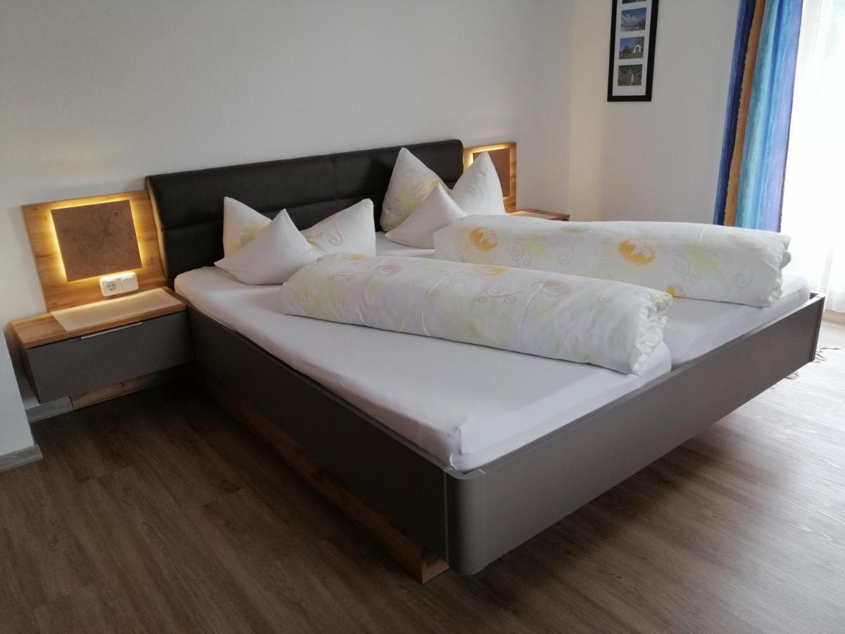 Spisshof Hotel Grins Ngoại thất bức ảnh